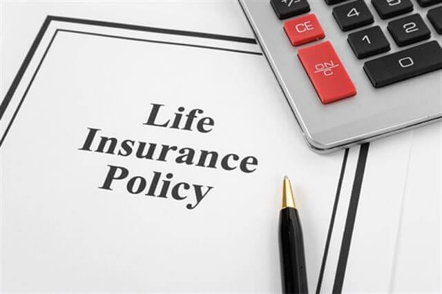 ايهما افضل: التأمين المؤقت ام التأمين مدى الحياة أم المختلط